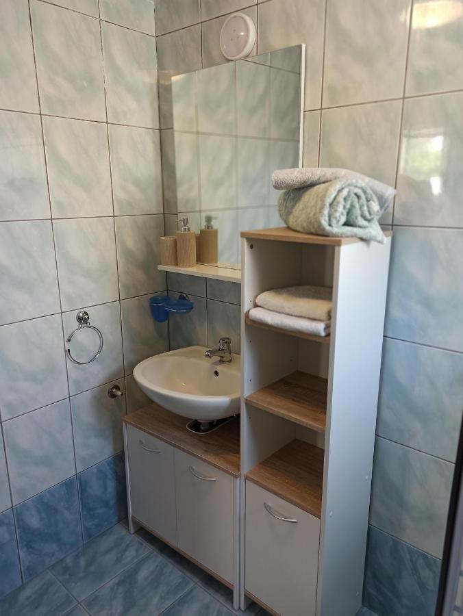Sonja Apartment Premantura Buitenkant foto