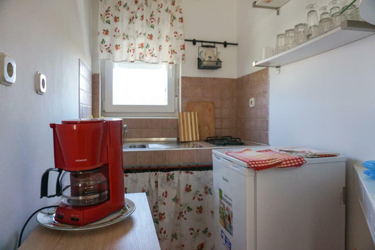 Sonja Apartment Premantura Buitenkant foto